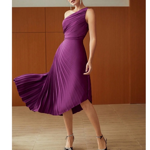 BellanBlue Dresses & Skirts - Classic Purple Pleated Party Formal Wedding Dress